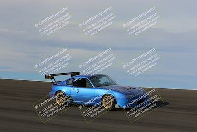 media/Jan-08-2023-SCCA SD (Sun) [[8f6a5b9391]]/Advanced Group/Session 1 (Bowl)/